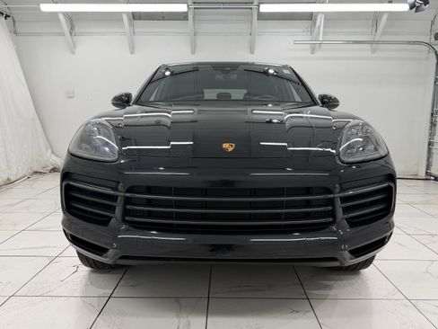 Used 2022 Porsche Cayenne Platinum Edition AWD/4WD image 9