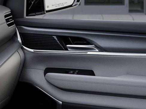 New 2026 Jeep Grand Wagoneer Limited AWD/4WD image 25