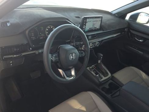 Used 2025 Honda CR-V Sport Touring image 12