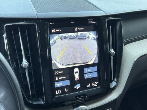 Used 2018 Volvo XC60 T5 Inscription w/ Luxury Seat Package AWD/4WD image 23