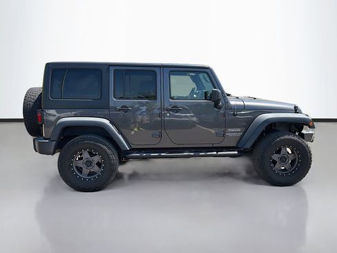 Used 2017 Jeep Wrangler Unlimited Sport w/ Quick Order Package 24S AWD/4WD image 4