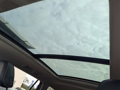 Used 2021 Volkswagen Atlas SEL image 48