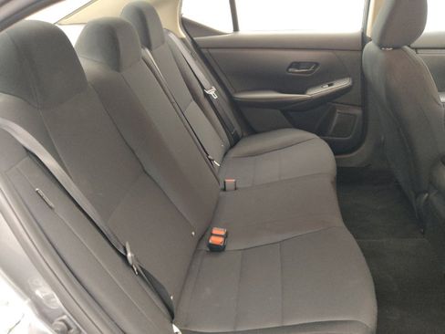 Used 2025 Nissan Sentra S FWD image 19