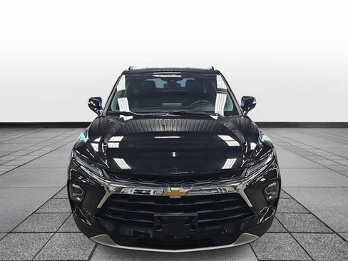 Used 2024 Chevrolet Blazer LT image 2