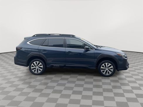 Certified 2024 Subaru Outback Premium AWD/4WD image 3