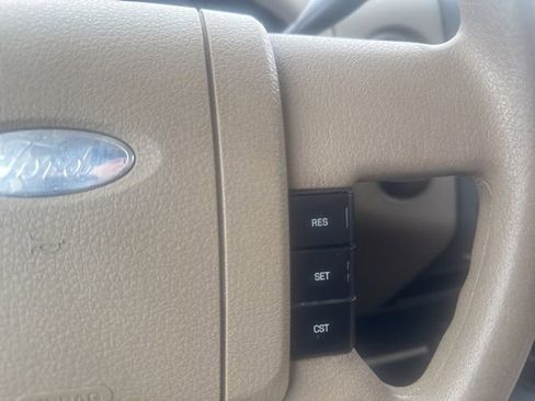 Used 2005 Ford F150 STX image 32