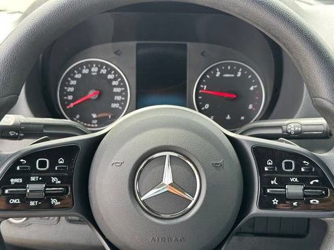 Used 2024 Mercedes-Benz Sprinter 2500 w/ Acoustic Package image 26