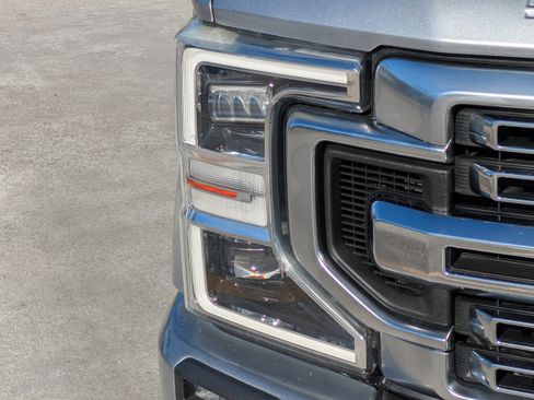 Certified 2020 Ford F250 Limited AWD/4WD image 9