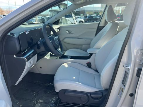 New 2026 Hyundai Kona SE image 21