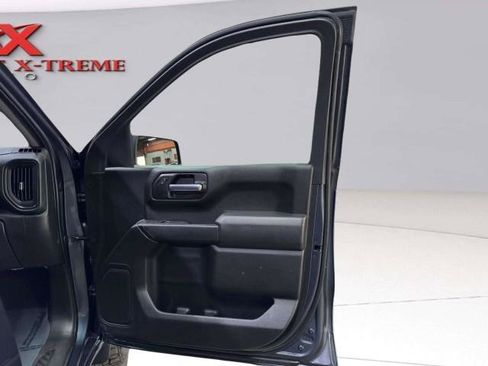 Used 2021 Chevrolet Silverado 1500 Custom Trail Boss w/ LPO, Dark Essentials Package AWD/4WD image 51
