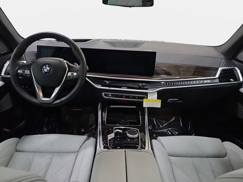 Certified 2026 BMW X5 xDrive40i AWD/4WD image 9
