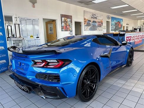 Used 2024 Chevrolet Corvette Z06 image 5