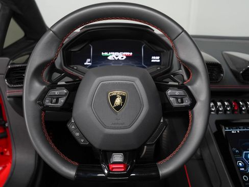 Used 2020 Lamborghini Huracan EVO RWD image 47