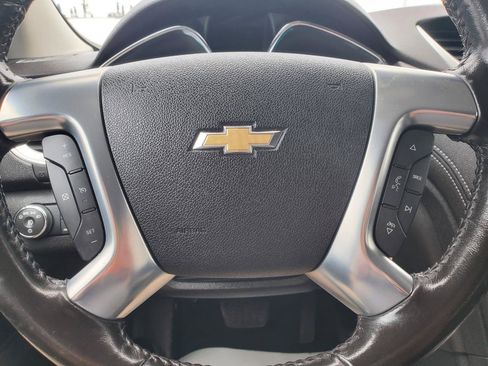 Used 2017 Chevrolet Traverse LT w/ Style and Technology Package AWD/4WD image 13
