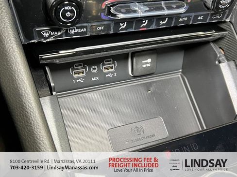 New 2025 Jeep Grand Cherokee Altitude AWD/4WD image 44