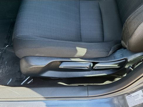 Certified 2023 Honda Civic EX image 17