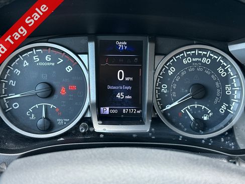 Used 2019 Toyota Tacoma SR5 image 22