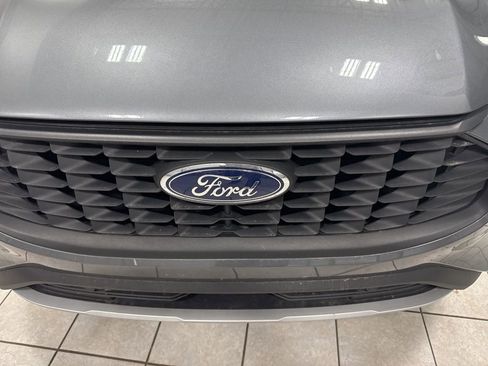 Used 2023 Ford Escape AWD image 63