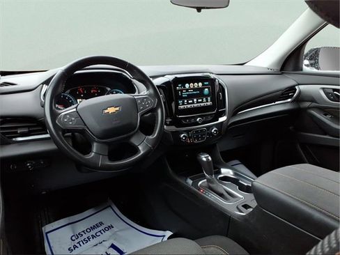 Used 2019 Chevrolet Traverse LT w/ LPO, Blackout Package image 9