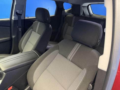 Used 2024 Chevrolet Blazer LT w/ Convenience Package FWD image 12