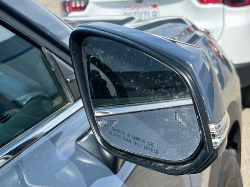 Used 2024 Toyota Grand Highlander XLE image 16