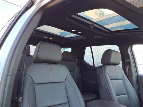 Certified 2023 Chevrolet Traverse RS image 22