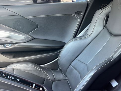 Used 2023 Chevrolet Corvette Stingray Convertible RWD image 24