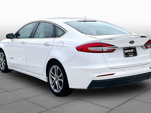 Used 2019 Ford Fusion Titanium FWD image 11