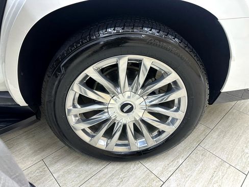 Used 2021 Cadillac Escalade Premium Luxury w/ Driver Assist Tech Package image 40