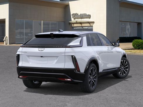 New 2026 Cadillac Lyriq Premium Sport w/ LPO, Floor Liner Package AWD/4WD image 28