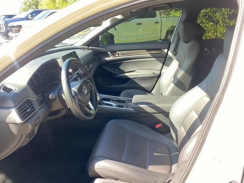 Used 2020 Honda Accord Sport image 11