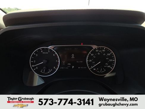 Used 2023 Nissan Rogue SV AWD/4WD image 16