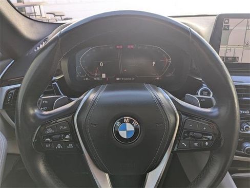 Used 2021 BMW 540i w/ Premium Package image 30