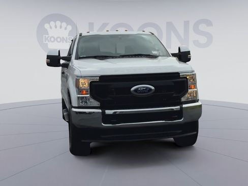 Used 2021 Ford F350 XL w/ Power Equipment Group image 4