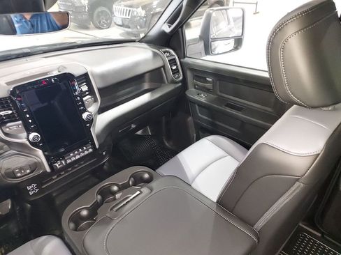New 2026 RAM 2500 Tradesman AWD/4WD image 11
