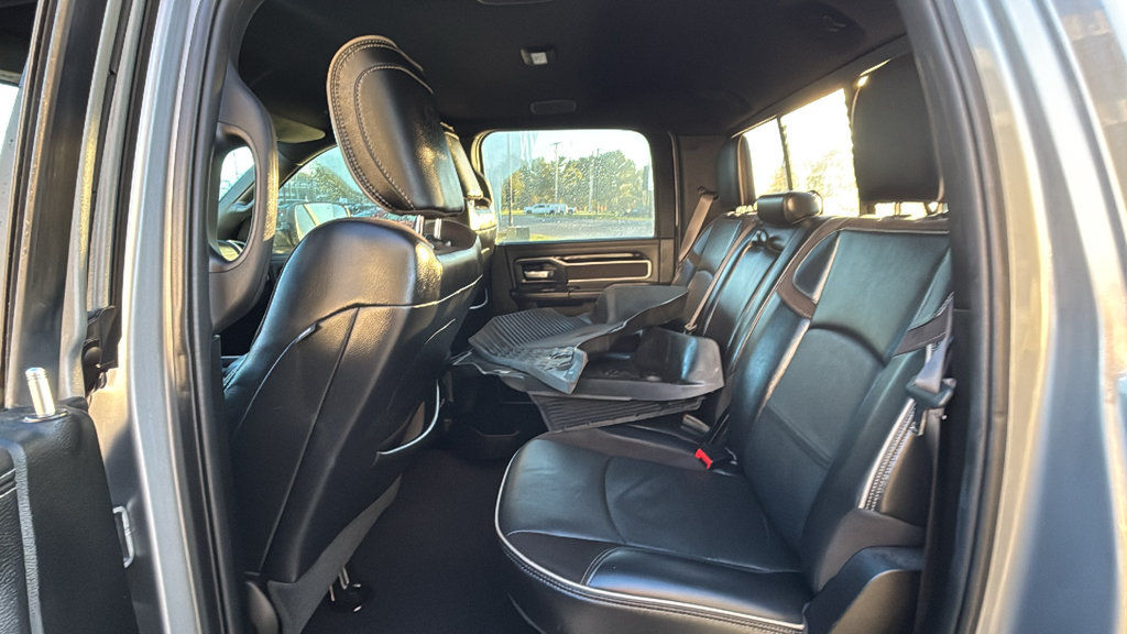 Used 2020 RAM 2500 Laramie w/ Night Edition AWD/4WD image 10