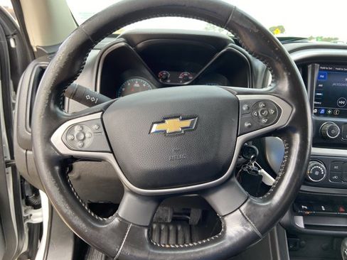 Used 2022 Chevrolet Colorado LT w/ Fleet Safety Package image 34
