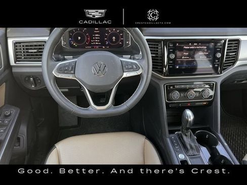 Used 2023 Volkswagen Atlas Cross Sport SE w/ Panoramic Sunroof Package FWD image 11