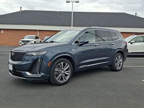 Used 2020 Cadillac XT6 Premium Luxury AWD/4WD image 3