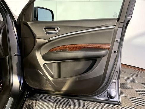 Used 2018 Acura MDX SH-AWD image 23