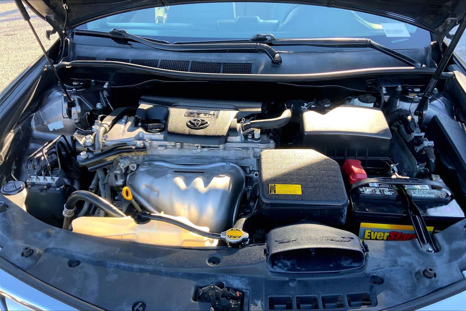 Used 2012 Toyota Camry XLE FWD image 30