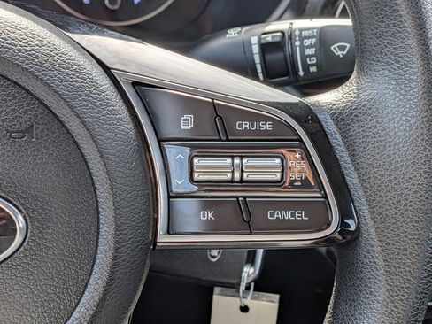 Used 2021 Kia Forte LXS FWD image 19