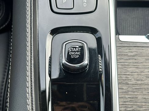 Certified 2023 Volvo XC90 T8 Ultimate image 26