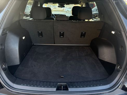 Used 2025 Chevrolet Equinox LT image 30