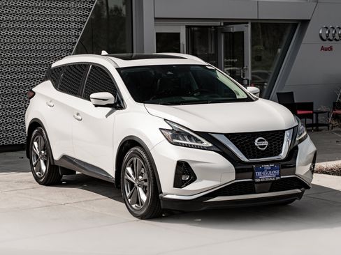 Used 2020 Nissan Murano Platinum AWD/4WD image 2