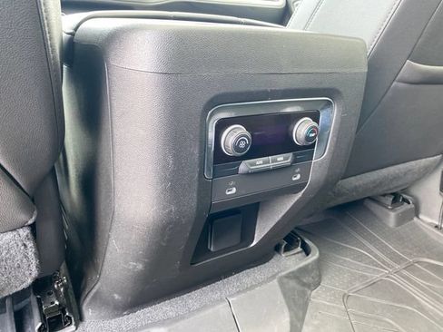 Used 2023 Chevrolet Tahoe Z71 AWD/4WD image 21