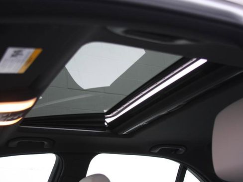 Used 2013 Mercedes-Benz C 300 Sport image 32