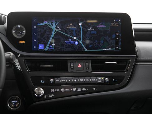 Used 2025 Lexus ES 300h FWD image 16