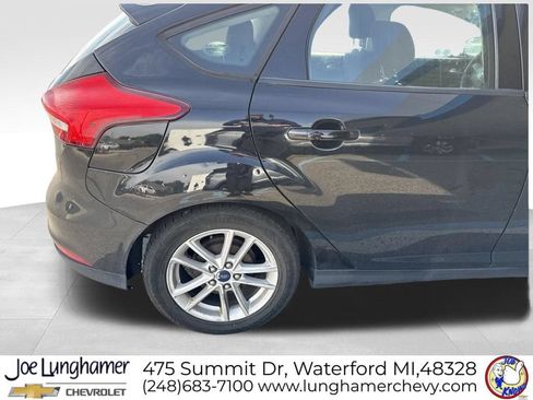 Used 2016 Ford Focus SE FWD image 4