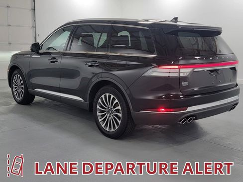 Used 2020 Lincoln Aviator Reserve w/ Elements Package Plus image 6
